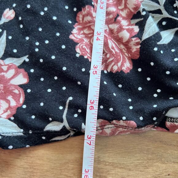 Torrid Dress Size 0/0X Mini Jersey Wrap Floral Rose Polka Dot Black White Pink - Picture 7 of 10
